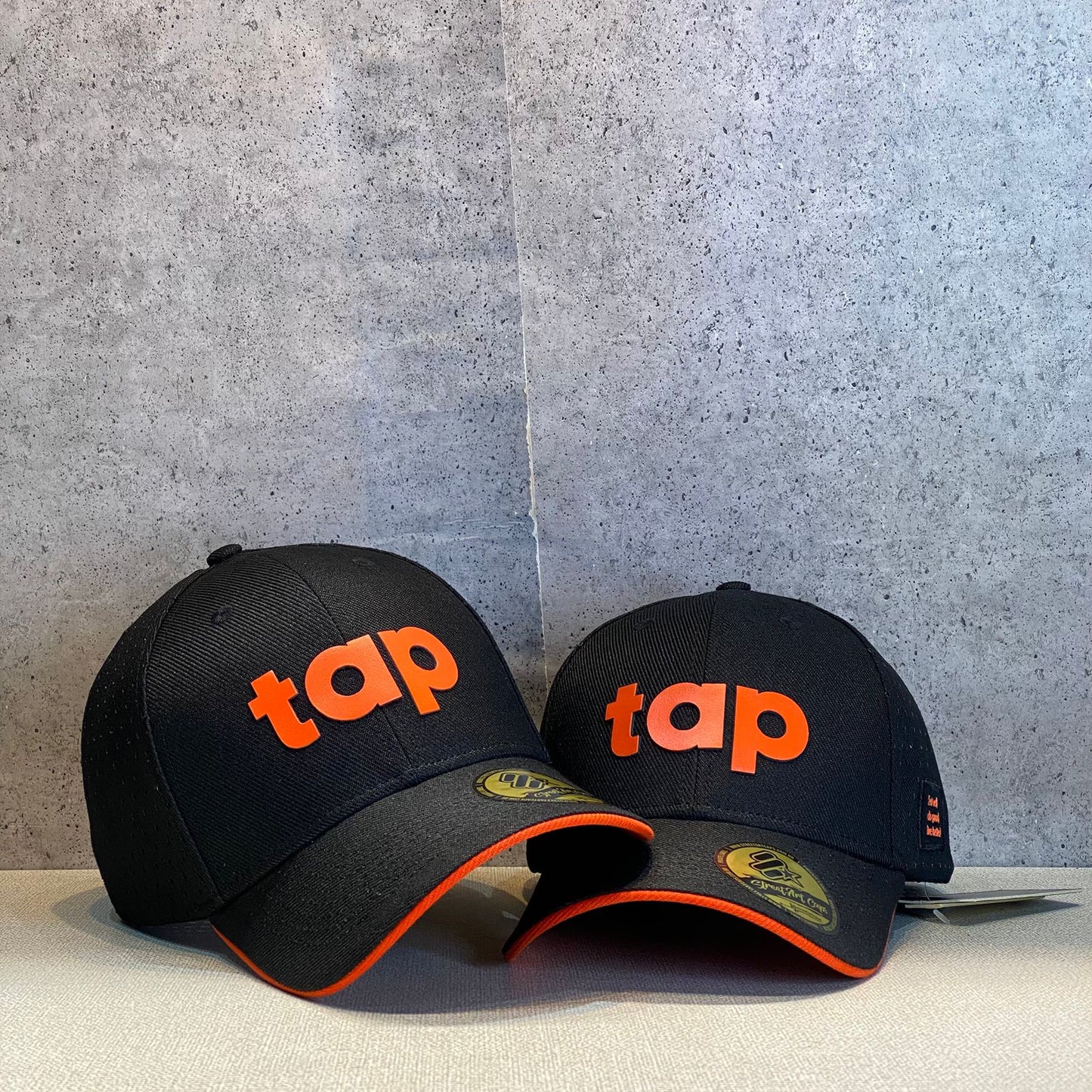 Black Tap Cap